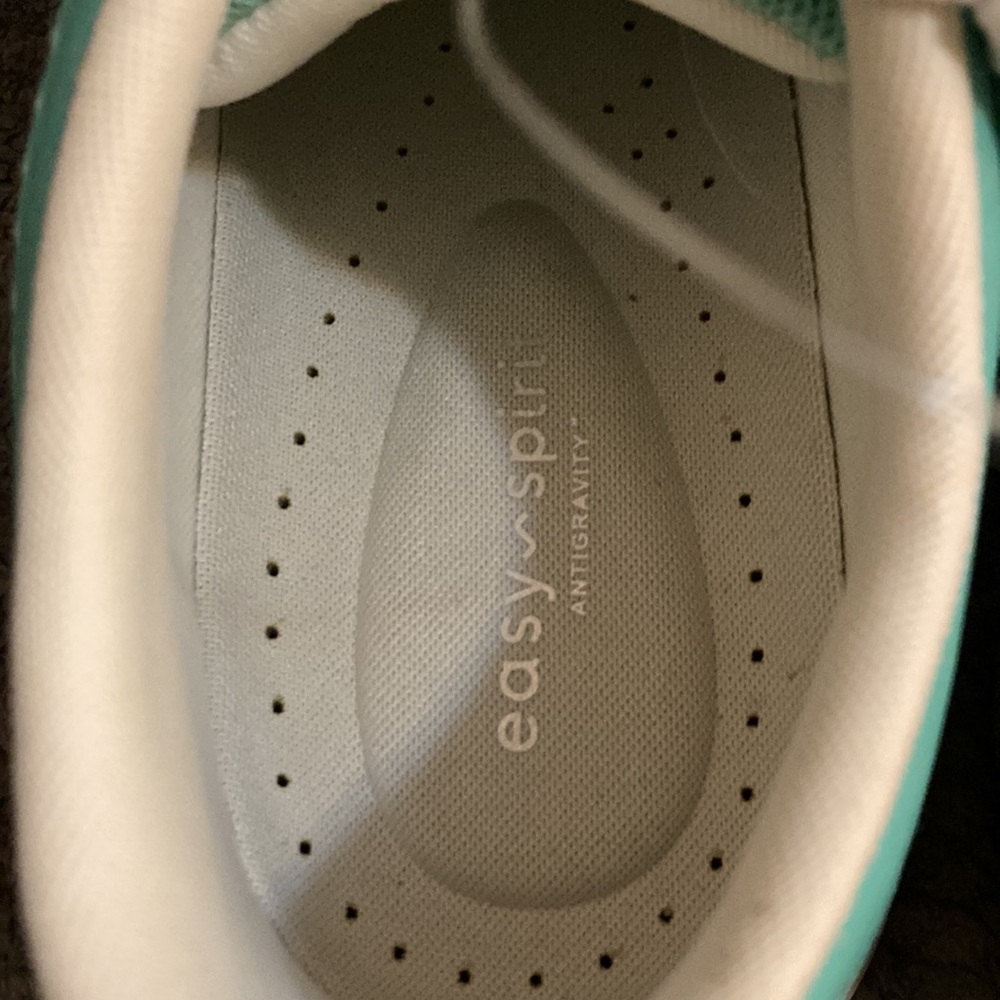 Easy Spirits tennis shoe 10M - Picture 2 of 5